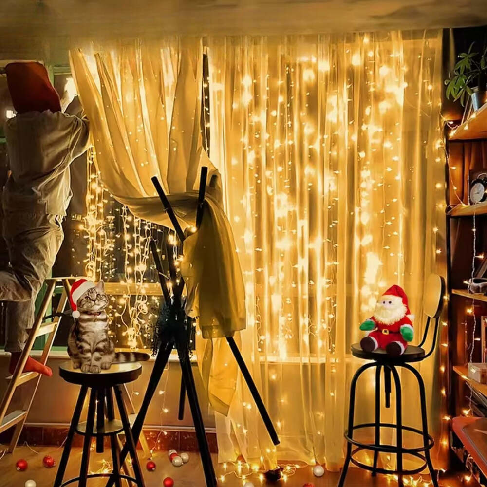 LED Curtain String Lights – Indoor/Outdoor Christmas Decoration