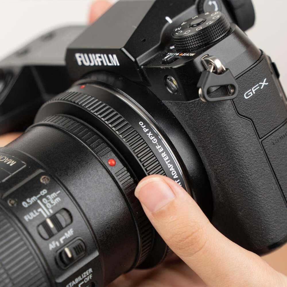 Viltrox EF-GFX Pro Autofocus Lens Adapter for Canon EF to Fujifilm GFX